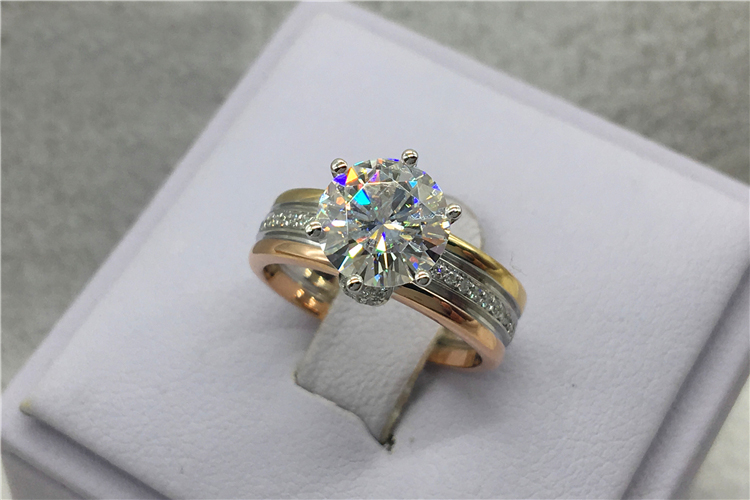 Benutzerdefinierte massive 18K – Wedding Zone Bewertung und Preis